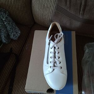 Clarks White Leather Sneakers